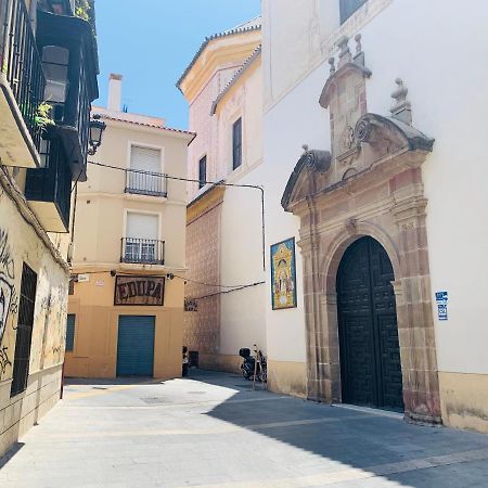 Homely Malaga Parras Con Terraza Interior Y Parking Privado Bajo Suplemento المظهر الخارجي الصورة