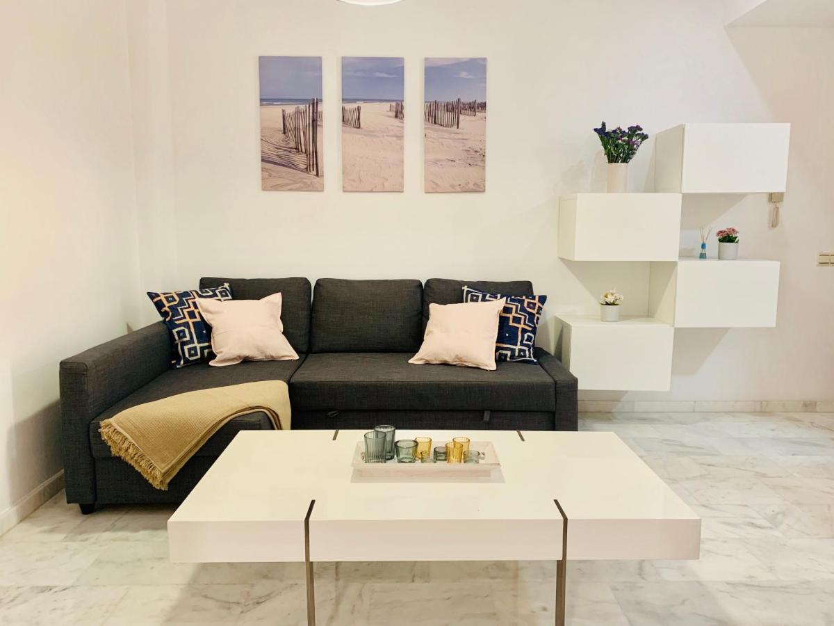 Homely Malaga Parras Con Terraza Interior Y Parking Privado Bajo Suplemento المظهر الخارجي الصورة