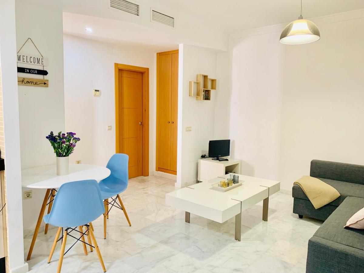 Homely Malaga Parras Con Terraza Interior Y Parking Privado Bajo Suplemento المظهر الخارجي الصورة