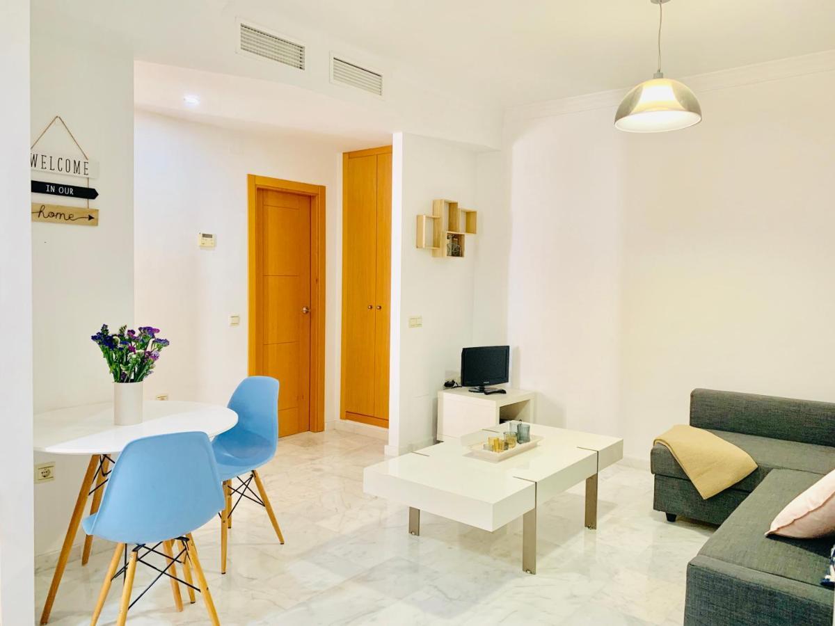 Homely Malaga Parras Con Terraza Interior Y Parking Privado Bajo Suplemento المظهر الخارجي الصورة
