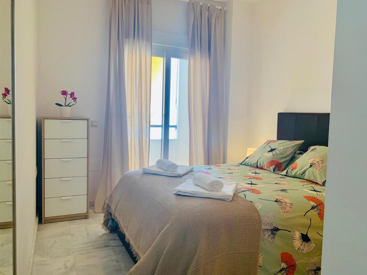 Homely Malaga Parras Con Terraza Interior Y Parking Privado Bajo Suplemento المظهر الخارجي الصورة