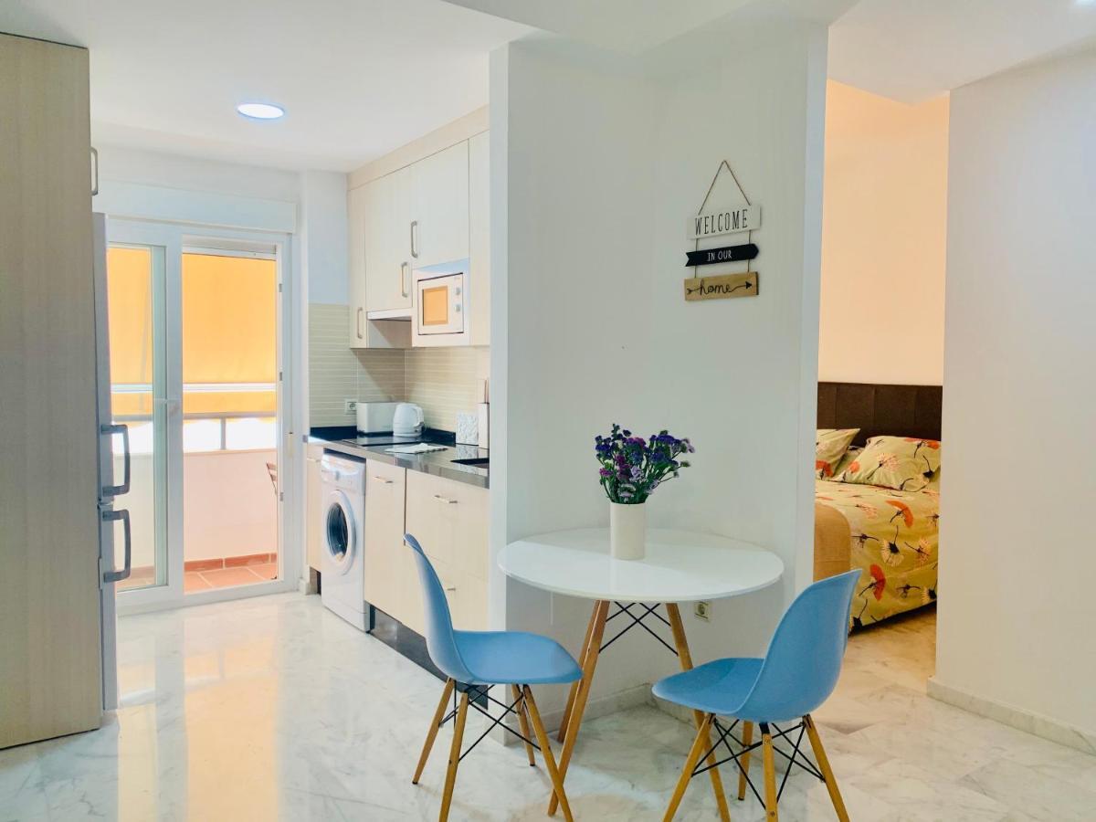 Homely Malaga Parras Con Terraza Interior Y Parking Privado Bajo Suplemento المظهر الخارجي الصورة